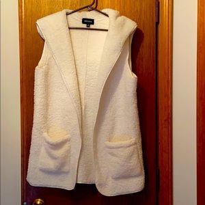 Teddy Sleeveless Sweater Jacket
